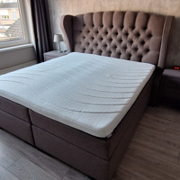 Mooie boxspring kleur lever afm. 180x200cm