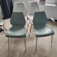 4 stoelen 