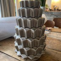 Grote grijze aardewerken vaas