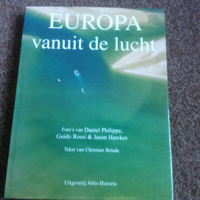 Boek;Europa vanuit de lucht,unieke foto's,Vue aériene de l'