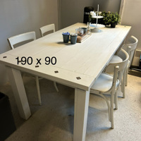 Gratis af te halen eettafel met 4 stoelen