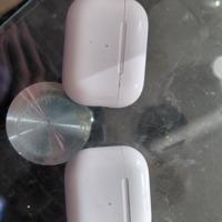 Oordoppen statief en draadloze oplader