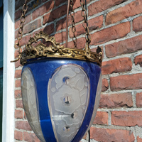 Kerklamp te koop (Met barsten in glas)