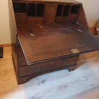 Antiek houten bureau