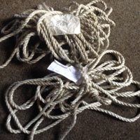 Zeer sterke nylon touwen, 2 stuks,1/ 18 m lang ,en 1/ 12,5 m