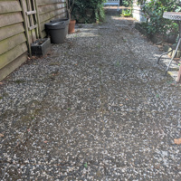 Uitgewassen betontegels (grindtegels) 50x50 cm (±23 m²) – zelf verwijderen
