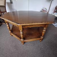 Salontafel 8 hoekig eiken