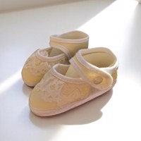 Junior Joy Babyschoenen Newborn Meisjes Geel met wit kant
