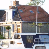 TEKOOP Vrijstaand Gezins/ Senior Wooning NES Aan Vaarwater e