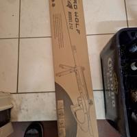 Bruni guns herd wolf