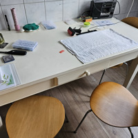 Keukentafel, degelijk om op te knappen