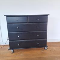 Commode op wielen