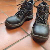 (Dames) werkschoenen met stalen neus