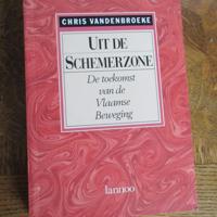 Chris Vandenbroeke  -  Uit de Schemerzone