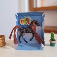 Little horse speelpaard zwart grijs bruine haren camouflage