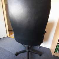 Zwarte bureaustoel 