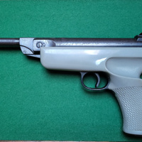 Diana model 5 kniloop luchtdrukpistool. 