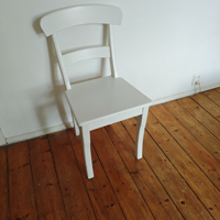 3 stuks houten stoelen