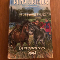 Pony Friends omnibus  : de vergeten pony &#x2B; spijt !