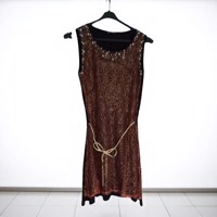 Stretchy glitter jurk rood zwart met parels S/M
