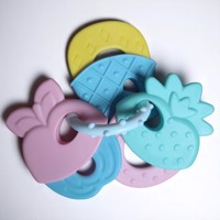 Siliconen bijtring - rammelaar met afneembare stukken pastel