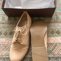 nieuwe mooie klassieke schoenen maat 40