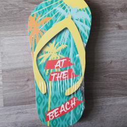 Wanddecoratie - Hout - Slipper - 'At The Beach'