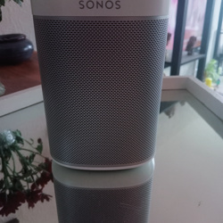 Sonos Play one zo goed als nieuw