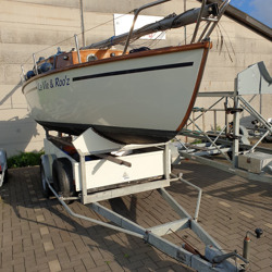 Zeilboot hout met trailer Opknapper