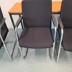 20 kantoorstoelen + 1 tafel (60x120)