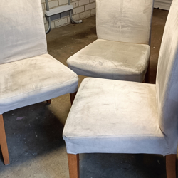 4 Ikea Henriksdal stoelen, lichte bekleding