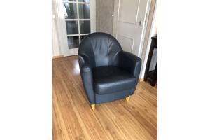 Donker blauwe leren fauteuil