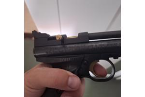 Crosman 2240 5.5 mm pistool