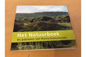 Natuurboeken en tuinboeken diversen. Dier , tuin en natuur