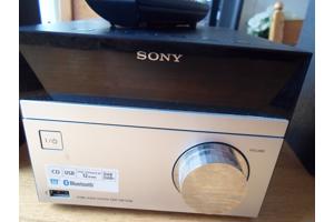 Te koop!  Sony CMT-SBT20B stereo geluidsysteem