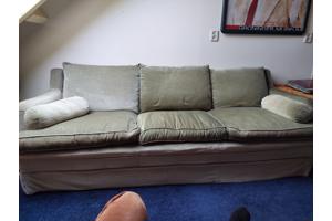 Groene velours driezitsbank