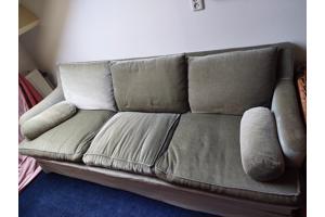 Groene velours driezitsbank