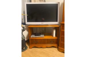 Prachtige set kasten, noten houten, vintage.