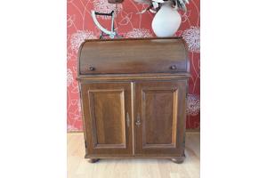 Secretaire