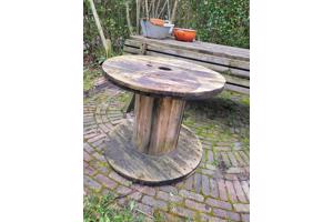 Tuin tafel haspel