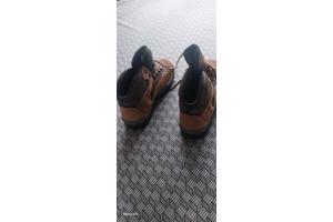 Trekking schoenen goede wandelschoenen