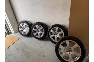 Volvo V60 V70 V90 XC40 LM winterbanden set 225/50/17