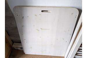 Ledikantje. Eventueel met matras