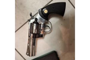 Alarm pistool 9mm  kimar  colt python 4
