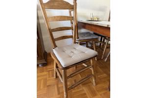 Eetkamer tafel en 4 stoelen