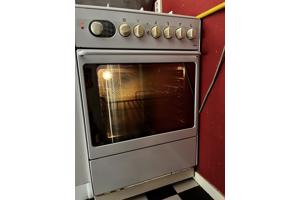 ATAG gasfornuis met oven en grill.