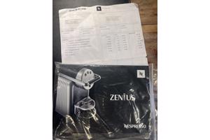 Te koop: nette Nespresso koffiemachine Pro Zenius ZN100 koff