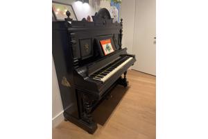 Prachtige, klassieke piano