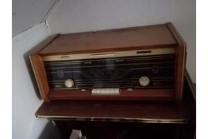zeer oude phillips radio met d/r knoppenE125-