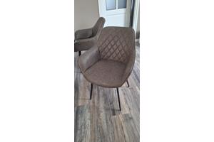 4 mooie eethoekstoelen met armleuning van kunstleer